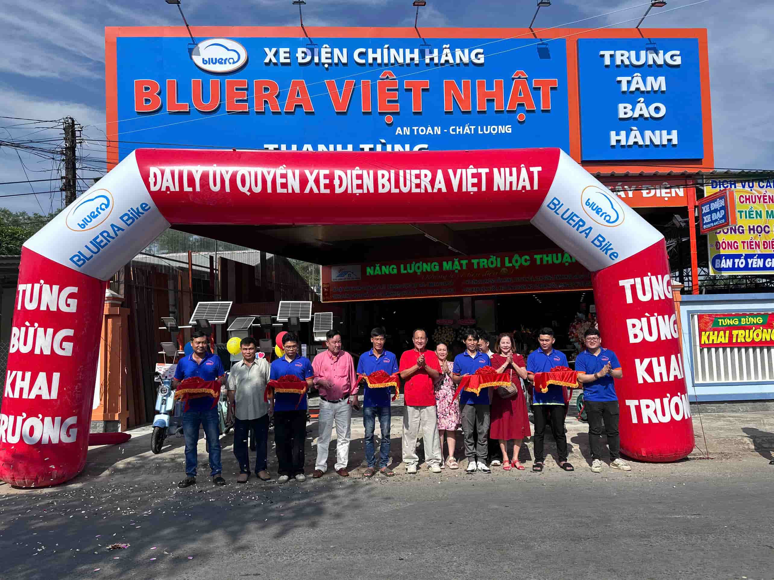 Khai trương đại lý xe điện Bluera Việt Nhật Thanh Tùng