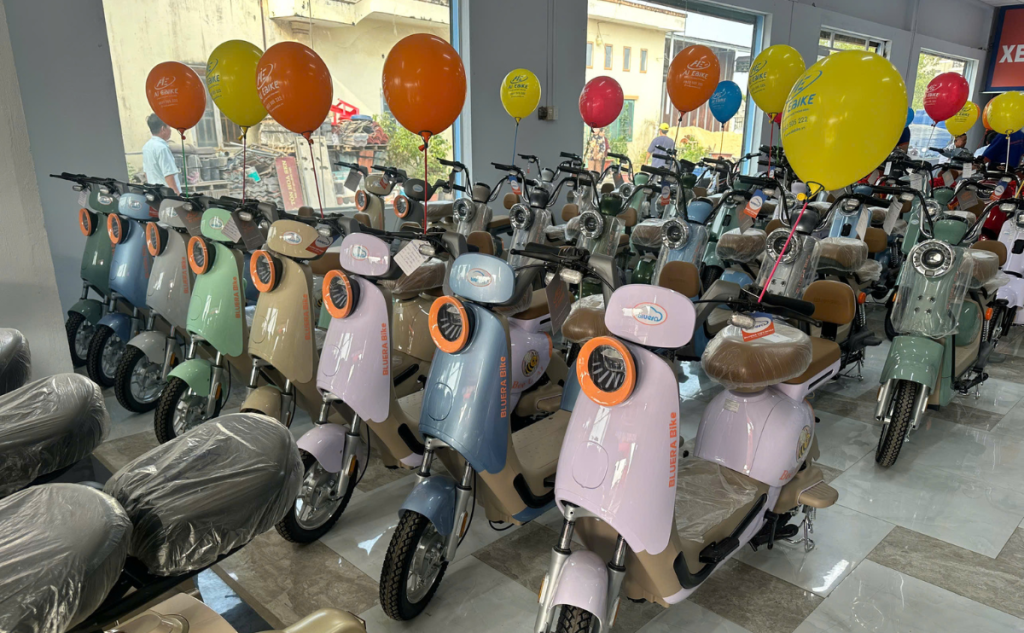 Tưng bừng khai trương Bluera Việt Nhật Tại Tây Ninh - Đại lý Út Tân