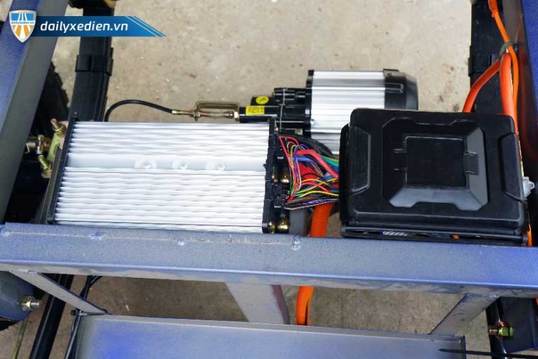 Xe Ba Gác Điện Tải Trọng Rocket 700Kg - 1Tấn