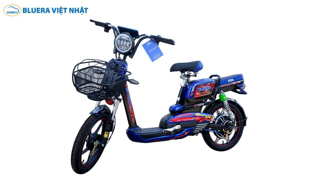 Bluera A10 sport mang diện mạo trẻ trung khi phối cùng tông xanh dương